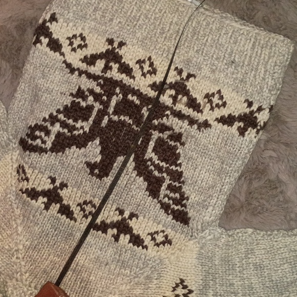 Vintage Cowichan Virgin Wool Chunky Zip Up Cardigan - Picture 3 of 8